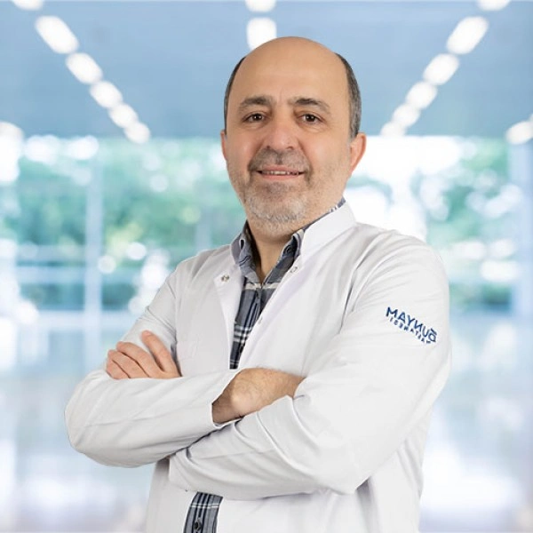 Op. Dr. Kenan Uğurlu Fotoğrafı